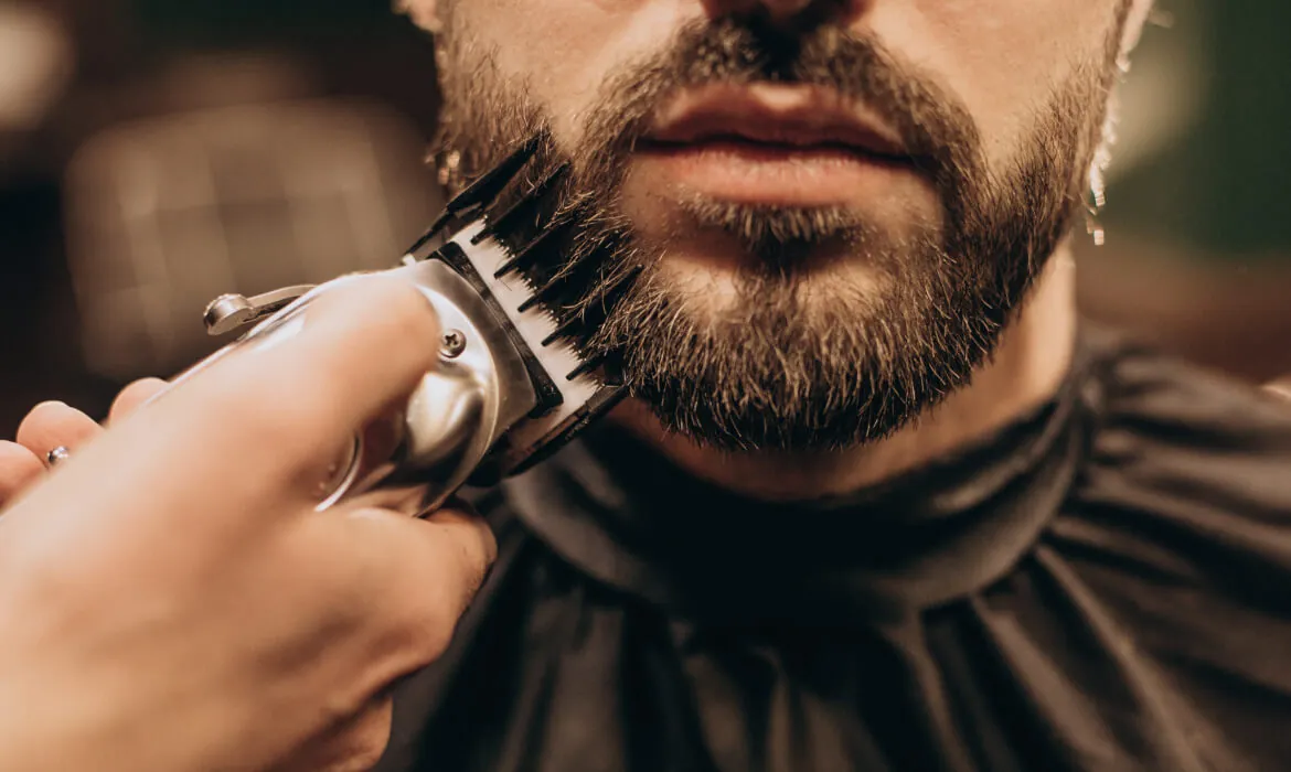 Come curare la barba: la routine completa tra un appuntamento e l'altro