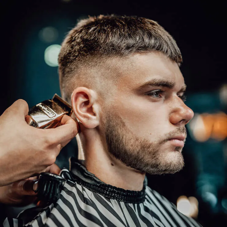 Taglio sfumato fade con macchinetta